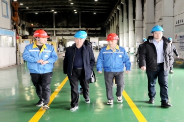 2024年 1月30日，浙江省經(jīng)信廳機(jī)關(guān)黨委二級(jí)巡視員孫自強(qiáng)蒞臨景興紙業(yè)開展歲末年初安全生產(chǎn)督導(dǎo)